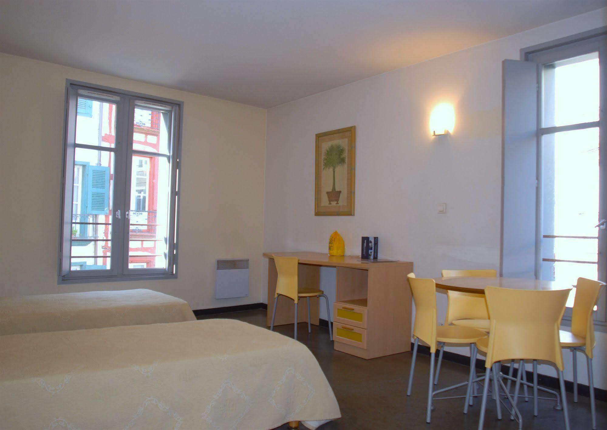 Temporesidence Chateauneuf Bayonne Luaran gambar